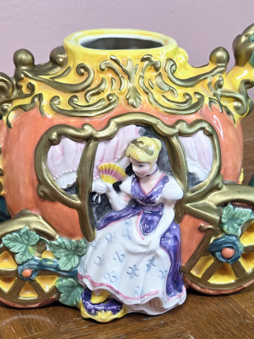 Cinderella Carriage Fitz and Floyd Porcelain Carriage Figurine